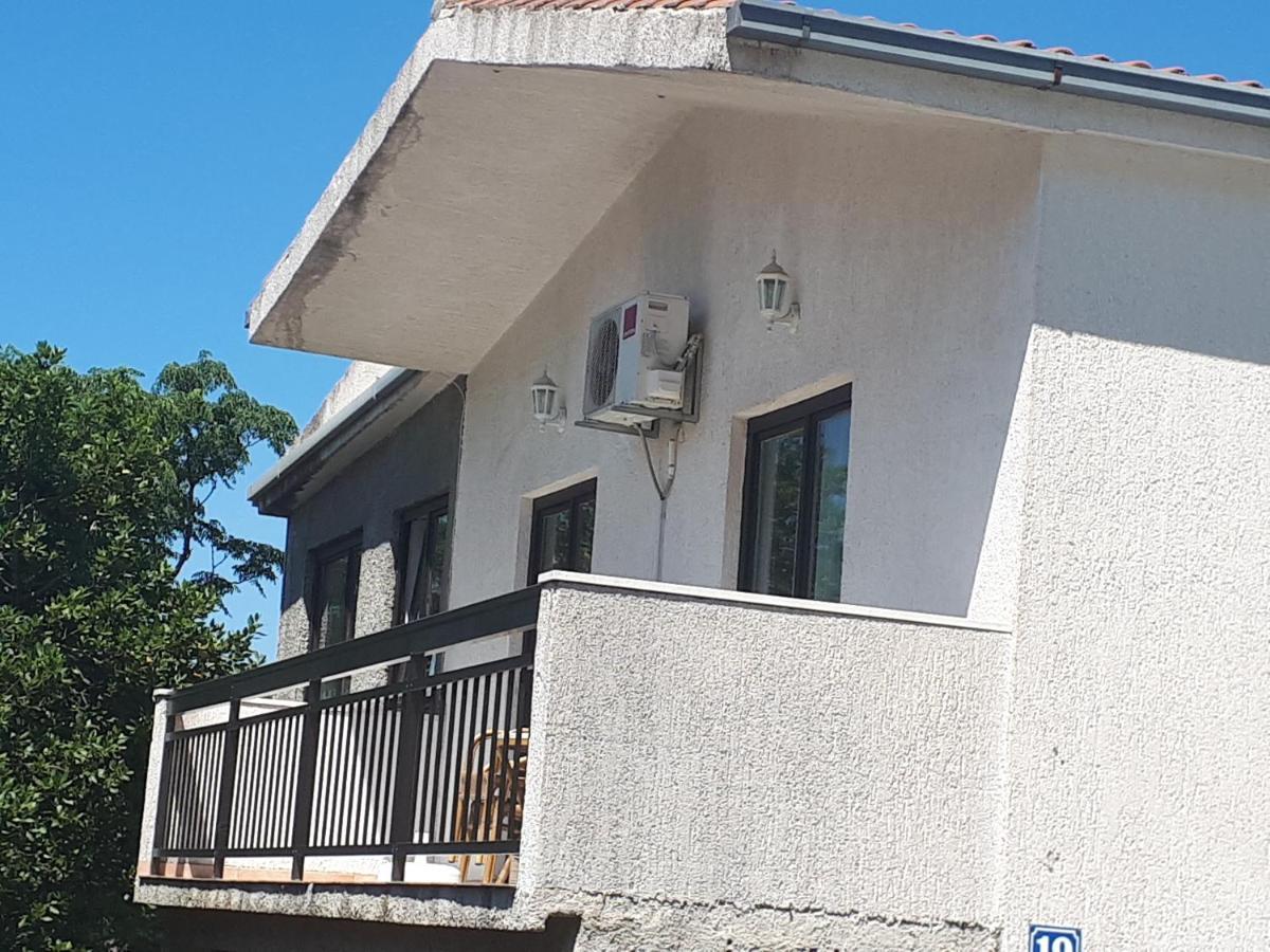 Apartman Emilio Baška Voda Kültér fotó