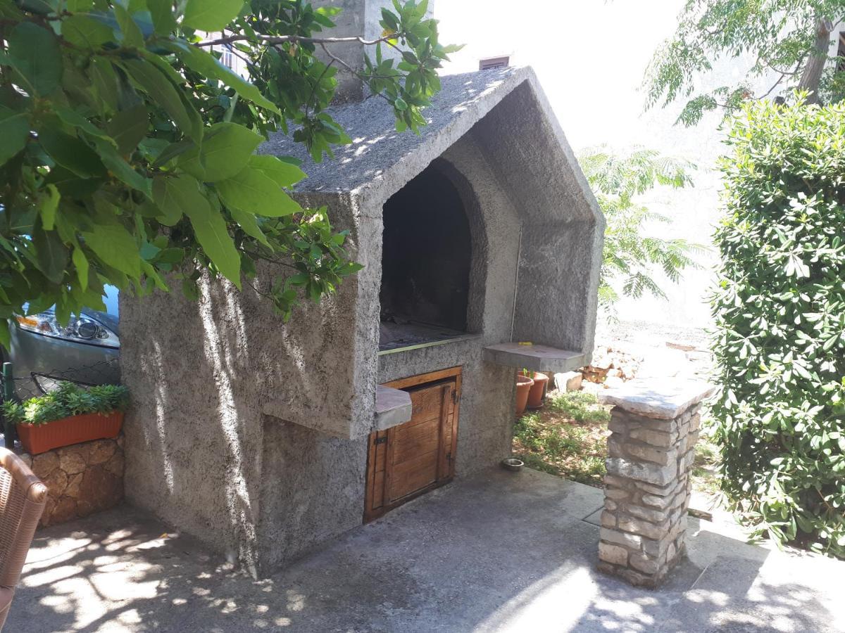Apartman Emilio Baška Voda Kültér fotó