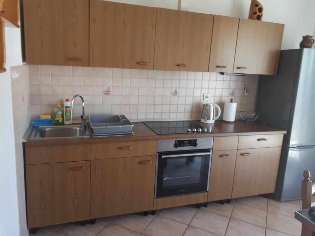 Apartman Emilio Baška Voda Kültér fotó